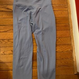 Old Navy Women's Capris - Gray